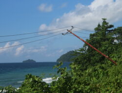Melintasi Tebing dan Abrasi Pantai, TEP UI Ungkap Potensi dan Resiliensi Desa Paslal Kawasan Transmigrasi Mangoli Tengah