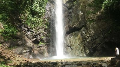 Jelajah Sungai dan Air Terjun Balangkoyo, Lanskap Desa Wailab-Waikafia: Potensi Mangoli Selatan